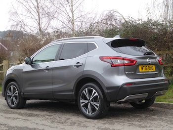 Used Nissan Qashqai 2018 for sale - 77324524: Photo