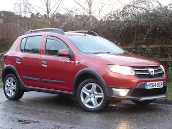 Used Dacia Sandero Stepway 2014 for sale - 77450548: Photo