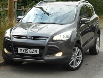 Used Ford Kuga 2015 for sale - 75392330: Photo