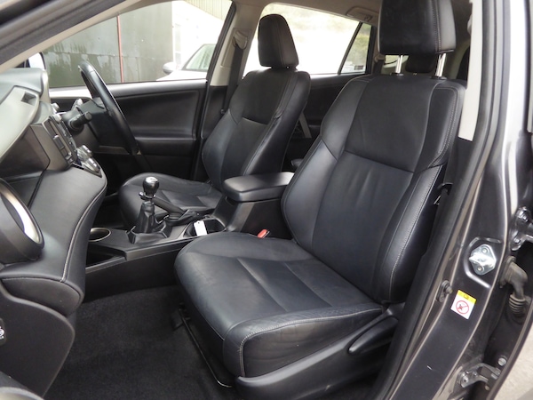 Used Toyota RAV4 2014 for sale - 76184184: Photo 15