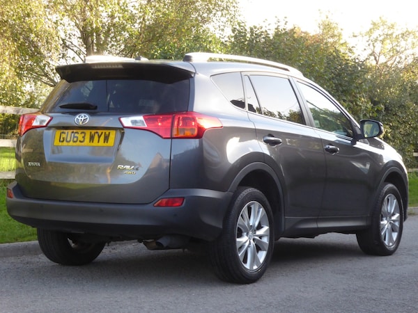 Used Toyota RAV4 2014 for sale - 76184184: Photo 4