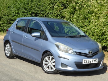 Used Toyota Yaris 2012 for sale - 79342631: Photo