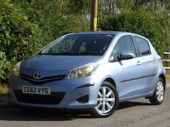 Used Toyota Yaris 2012 for sale - 79342631: Photo