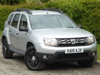 Used Dacia Duster 2015 for sale - 78618401: Photo