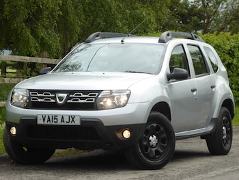 Used Dacia Duster 2015 for sale - 78618401: Photo