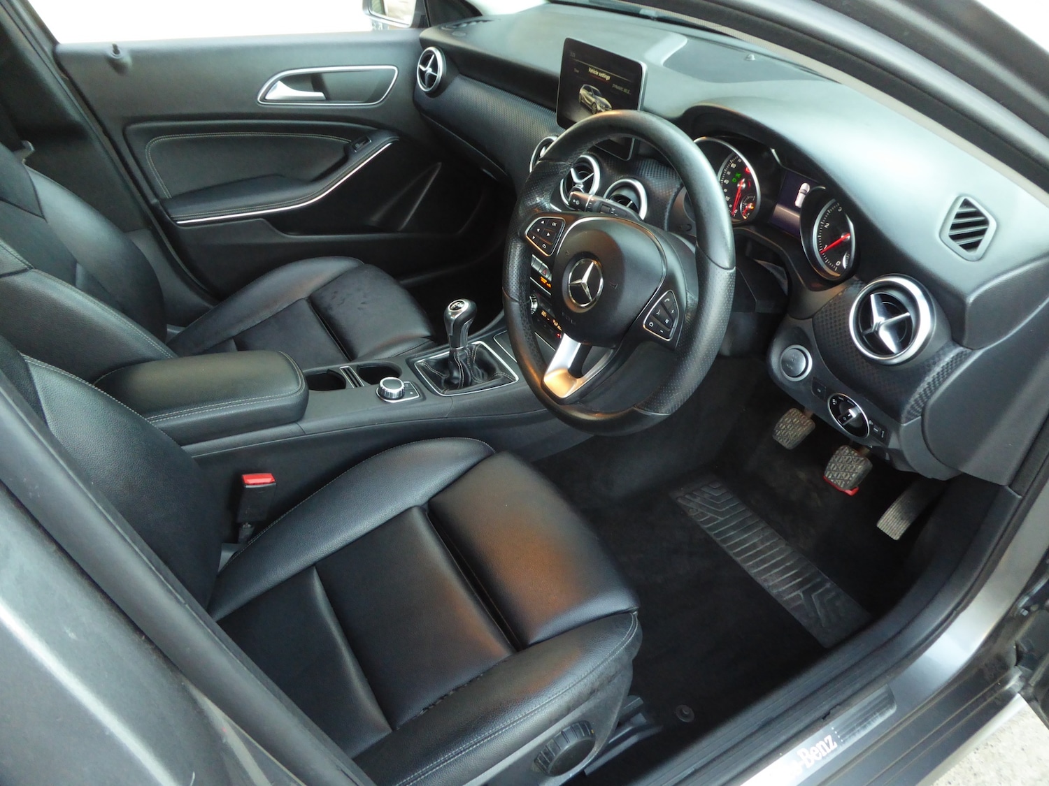 Used Mercedes-Benz A-Class 2017 for sale - 77104202: Photo 18