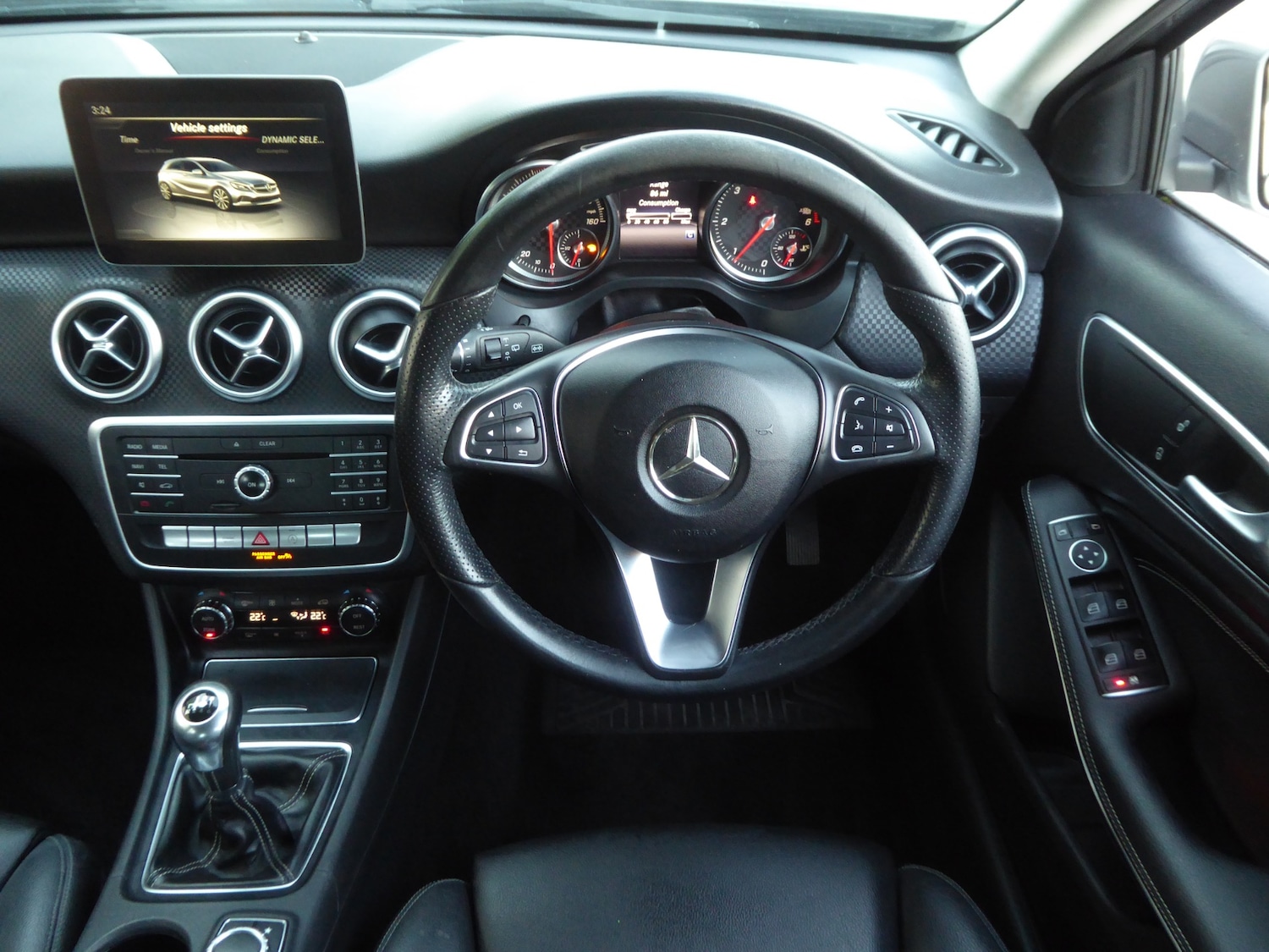 Used Mercedes-Benz A-Class 2017 for sale - 77104202: Photo 8