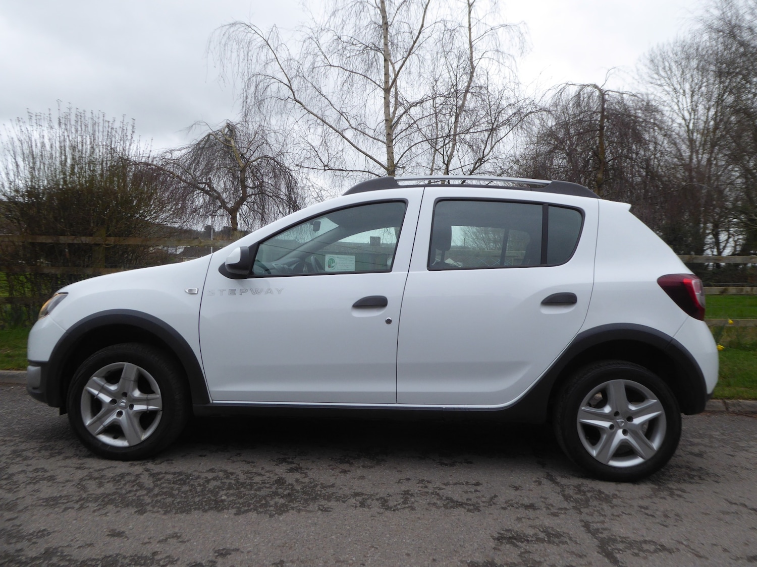Used Dacia Sandero Stepway 2014 for sale - 77492753: Photo 10
