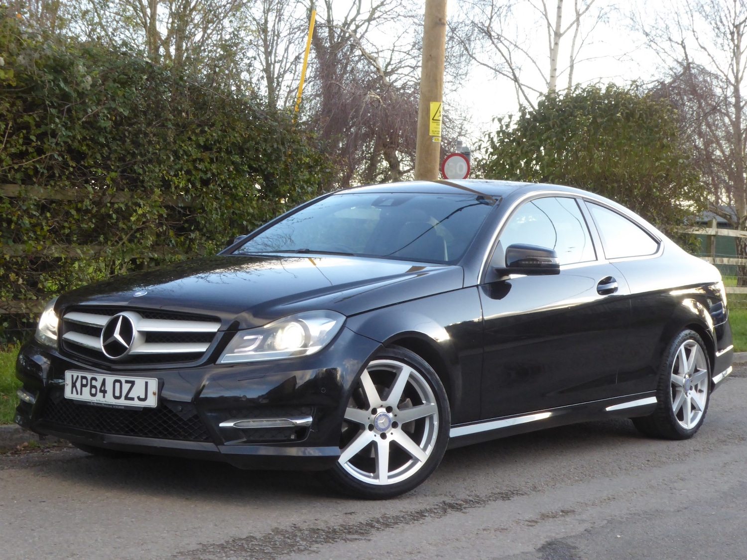 Used Mercedes-Benz C Class 2014 for sale - 76682514: Photo 2