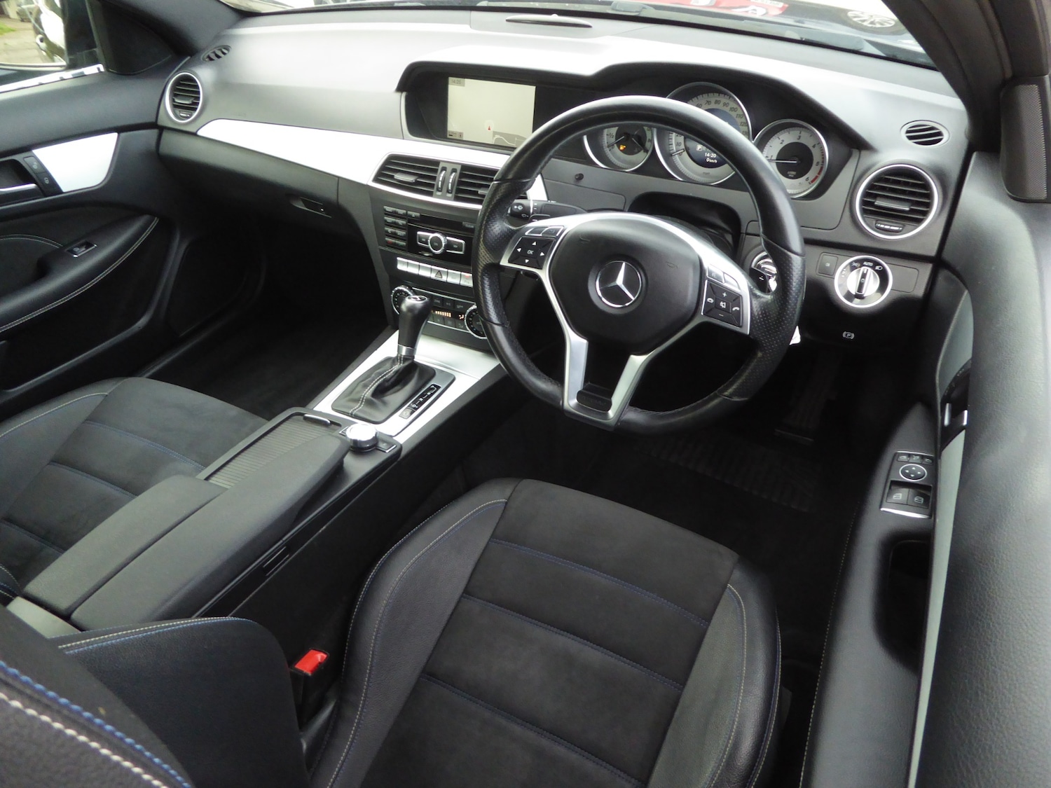 Used Mercedes-Benz C Class 2014 for sale - 76682514: Photo 29