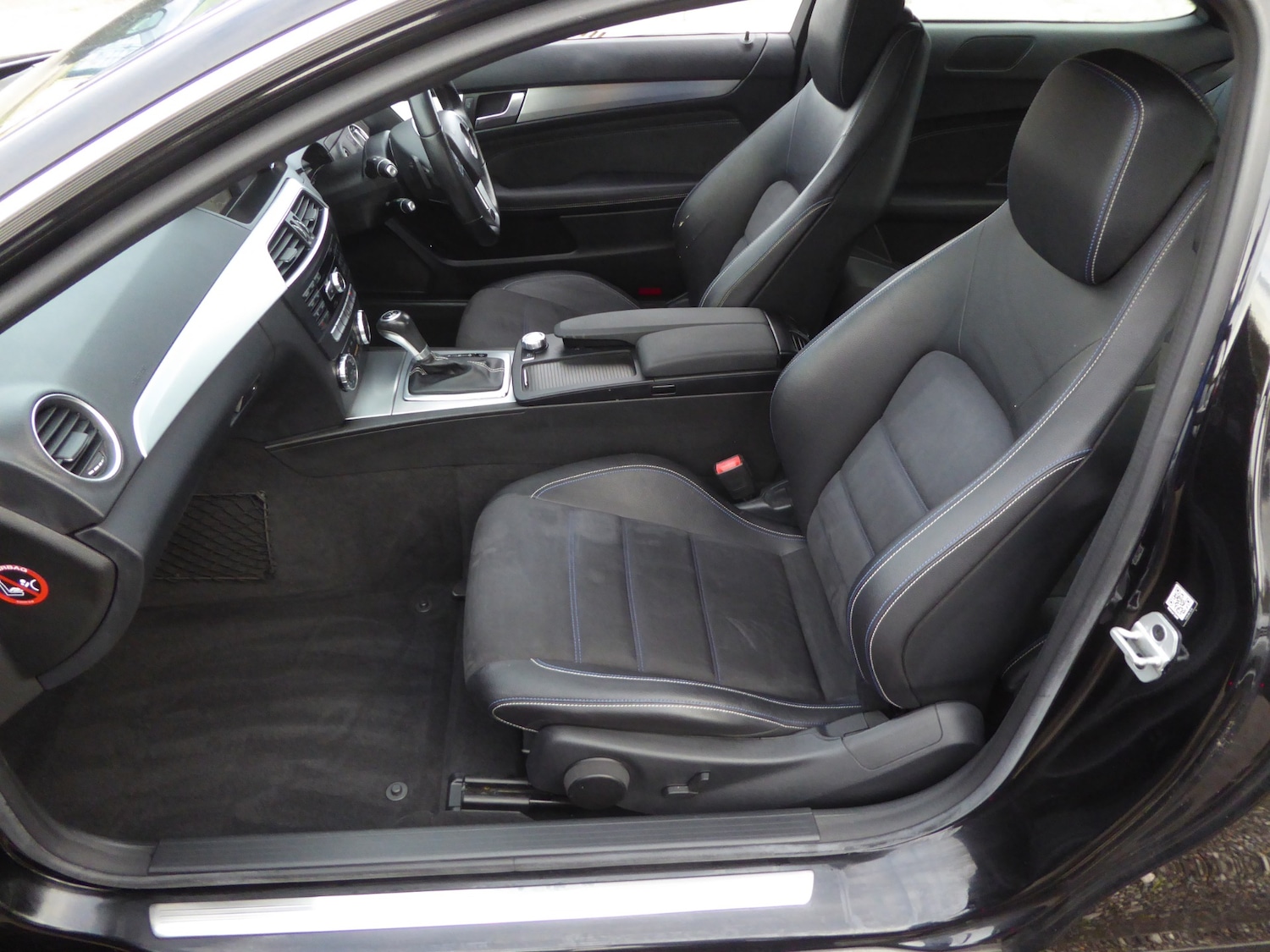 Used Mercedes-Benz C Class 2014 for sale - 76682514: Photo 35