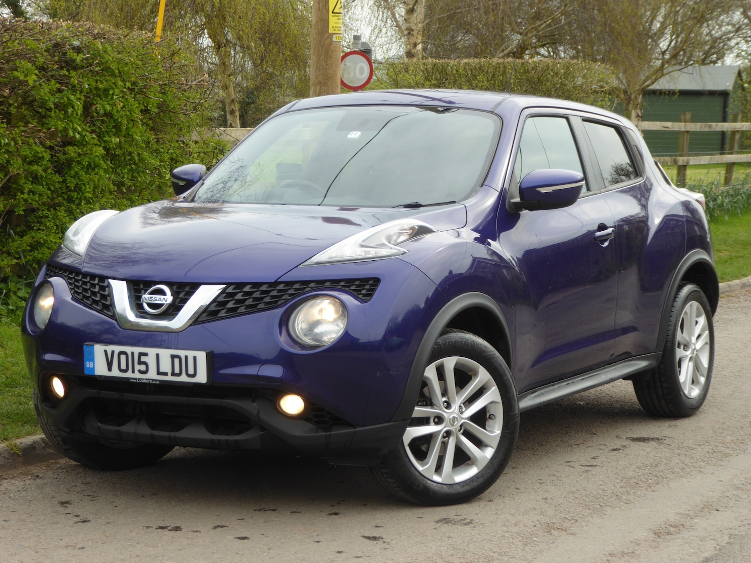 Used Nissan Juke 2015 for sale - 77988305: Photo 2