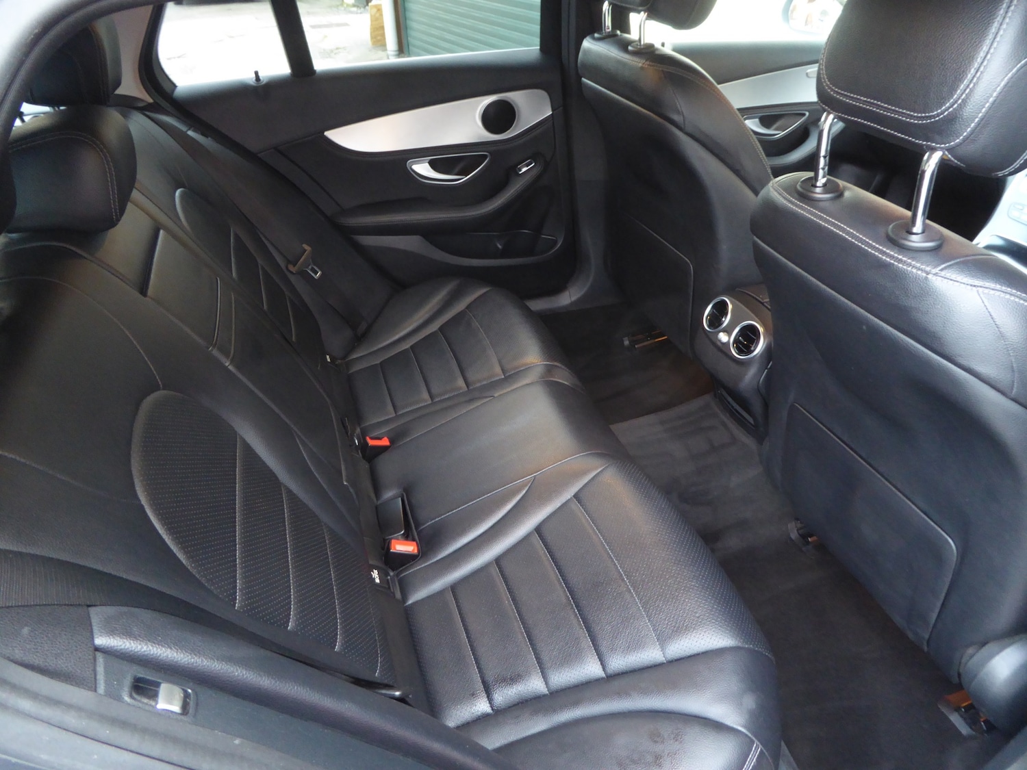 Used Mercedes-Benz C Class 2015 for sale - 77137231: Photo 12