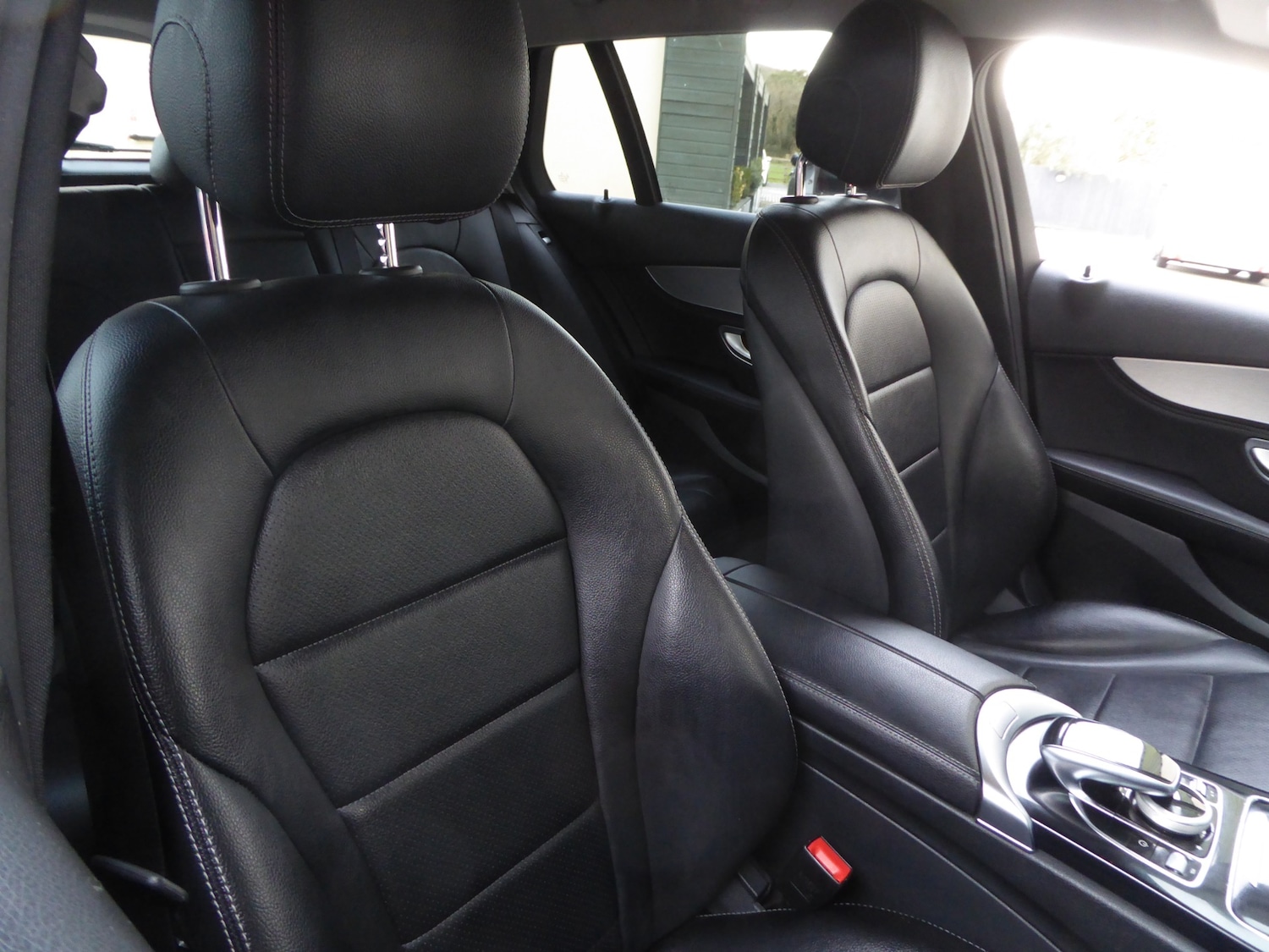 Used Mercedes-Benz C Class 2015 for sale - 77137231: Photo 37