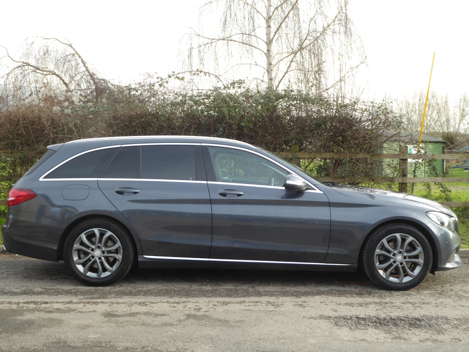 Used Mercedes-Benz C Class 2015 for sale - 77137231: Photo 5