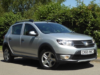 Used Dacia Sandero Stepway 2015 for sale - 79154470: Photo