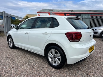 Used Volkswagen Polo 2019 for sale - 79495607: Photo