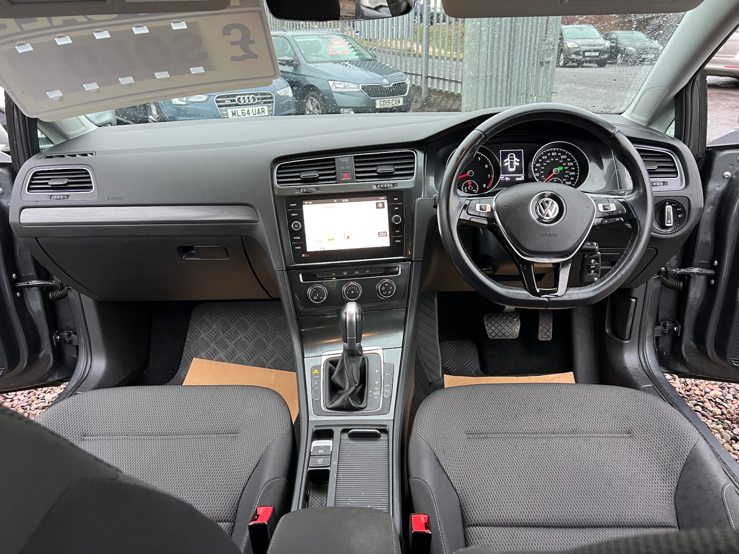 Used Volkswagen Golf 2017 for sale - 77256054: Photo 19