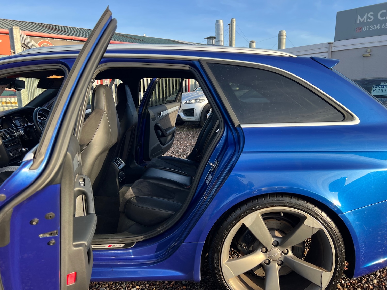 Used Audi RS4 2014 for sale - 77356970: Photo 19