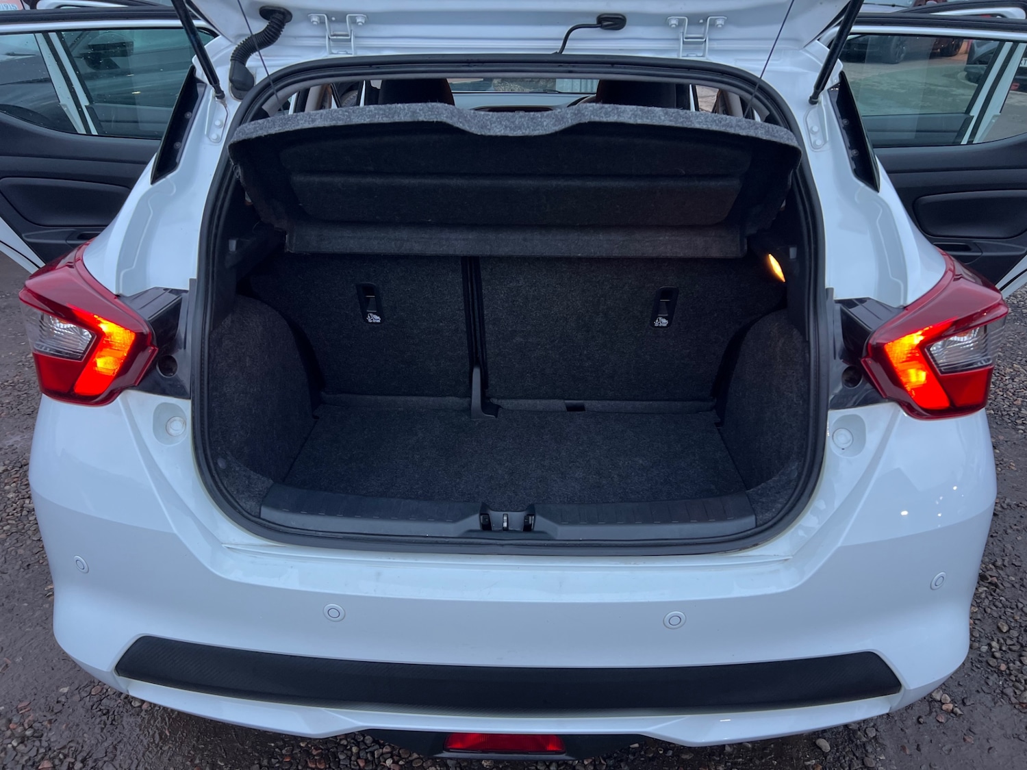 Used Nissan Micra 2018 for sale - 76458688: Photo 22