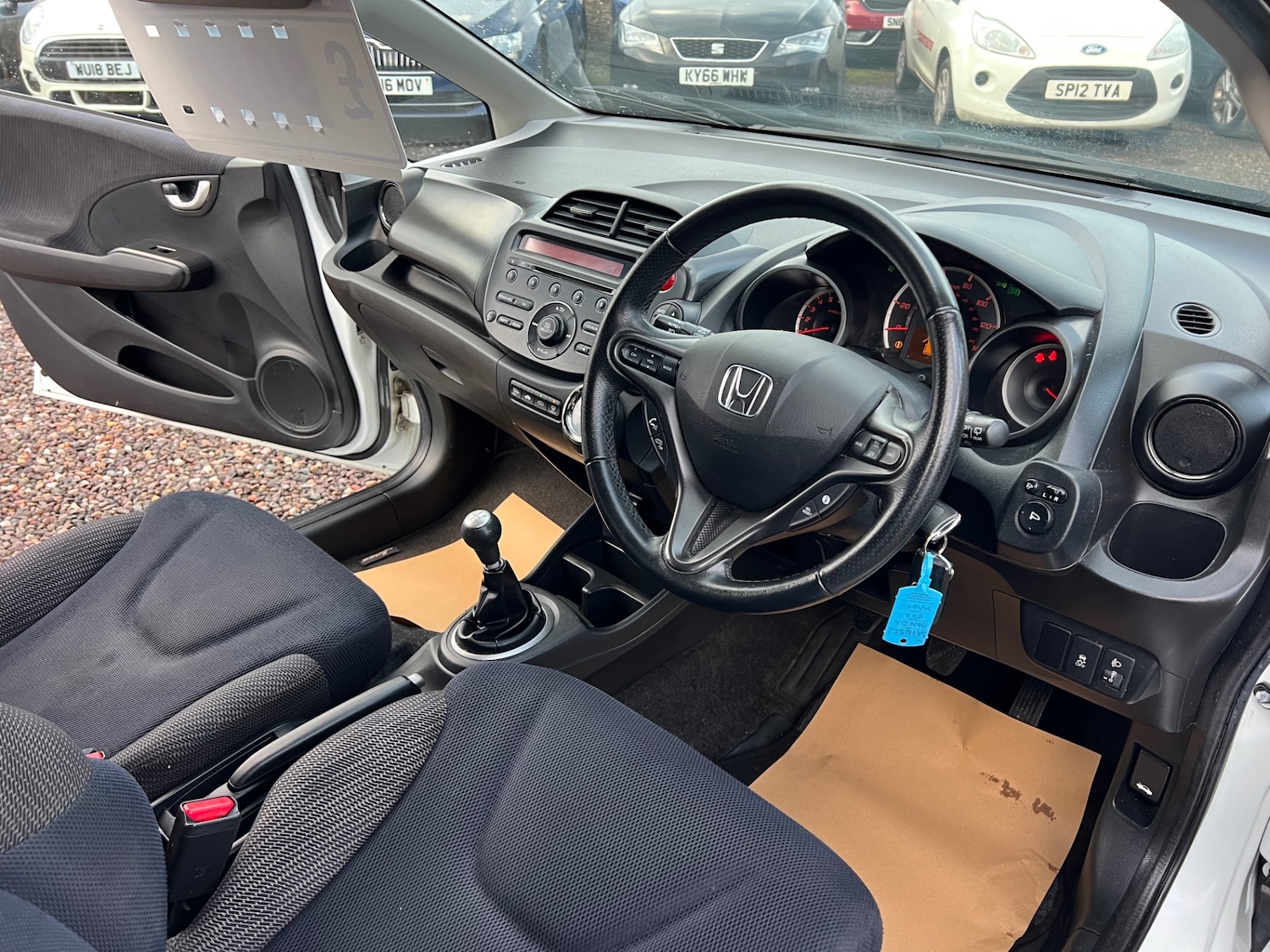 Used Honda Jazz 2014 for sale - 77261981: Photo 9