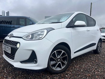 Used Hyundai i10 2019 for sale - 77459883: Photo
