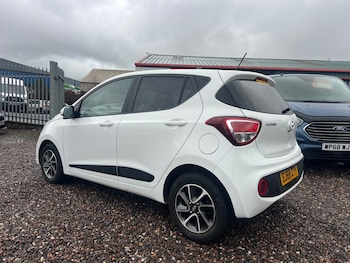 Used Hyundai i10 2019 for sale - 77459883: Photo