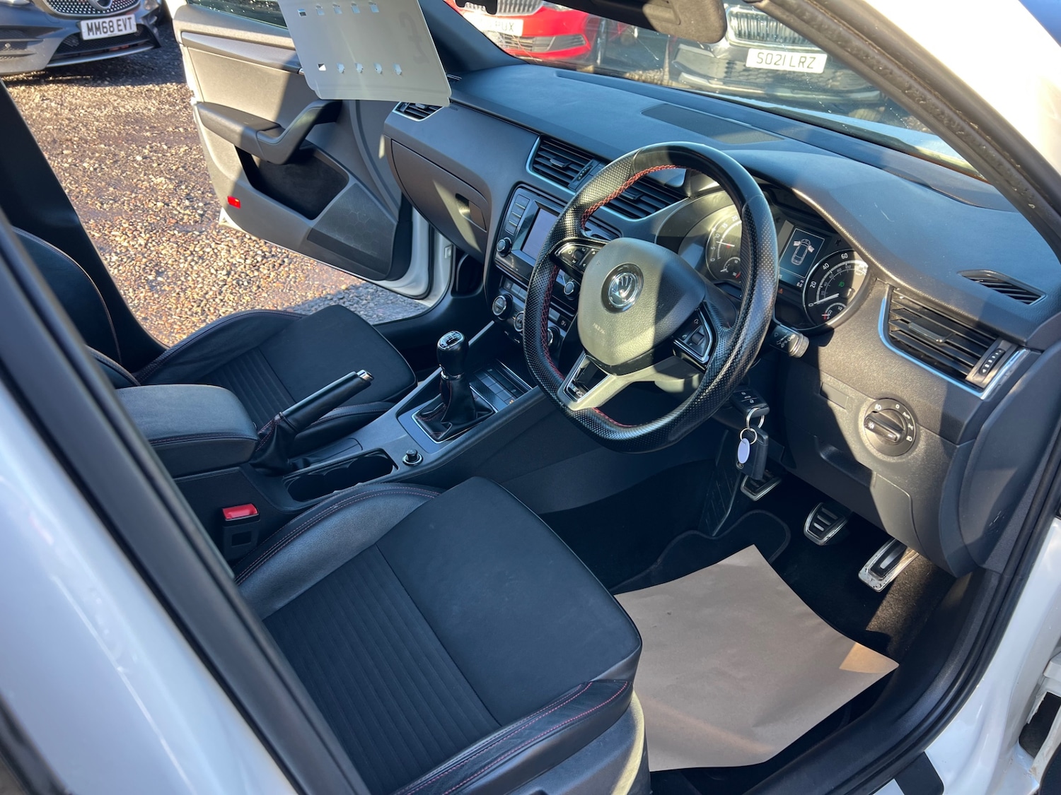 Used Skoda Octavia 2015 for sale - 76699556: Photo 10