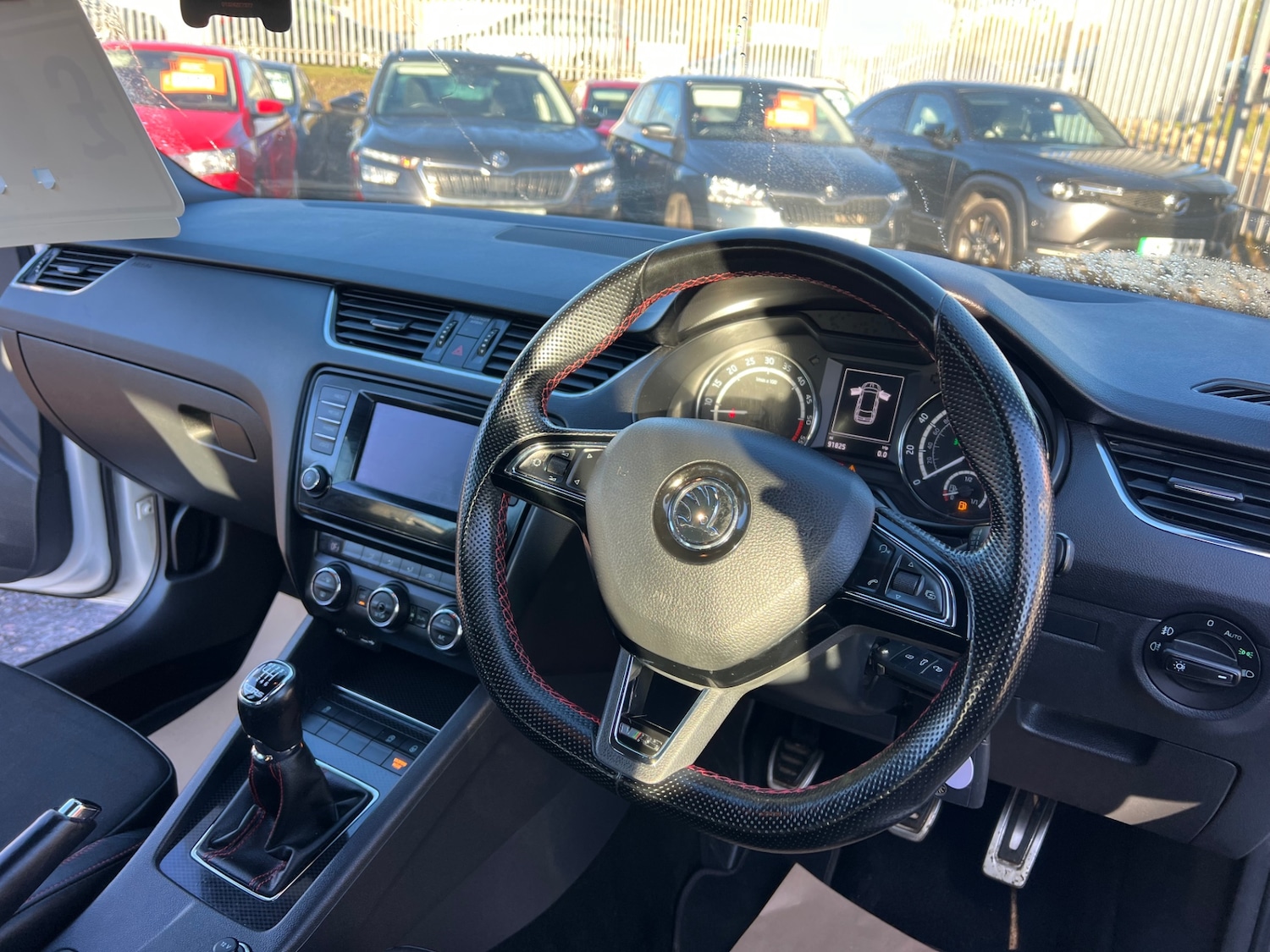 Used Skoda Octavia 2015 for sale - 76699556: Photo 11