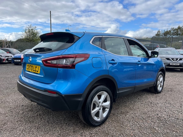 Used Nissan Qashqai 2020 for sale - 76086329: Photo 2