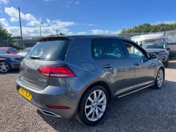 Used Volkswagen Golf 2017 for sale - 74736197: Photo