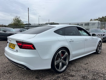 Used Audi A7 2015 for sale - 76106437: Photo 2