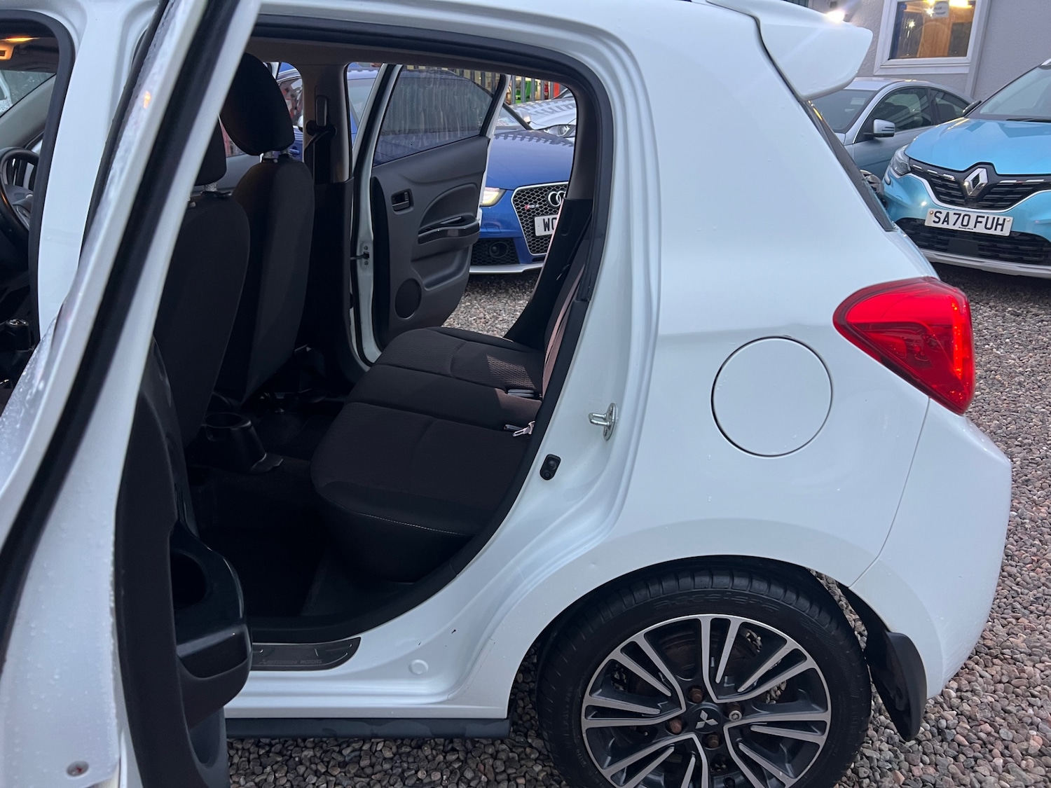 Used Mitsubishi Mirage 2018 for sale - 77793040: Photo 19