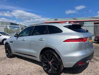 Used Jaguar F-Pace 2017 for sale - 79228480: Photo