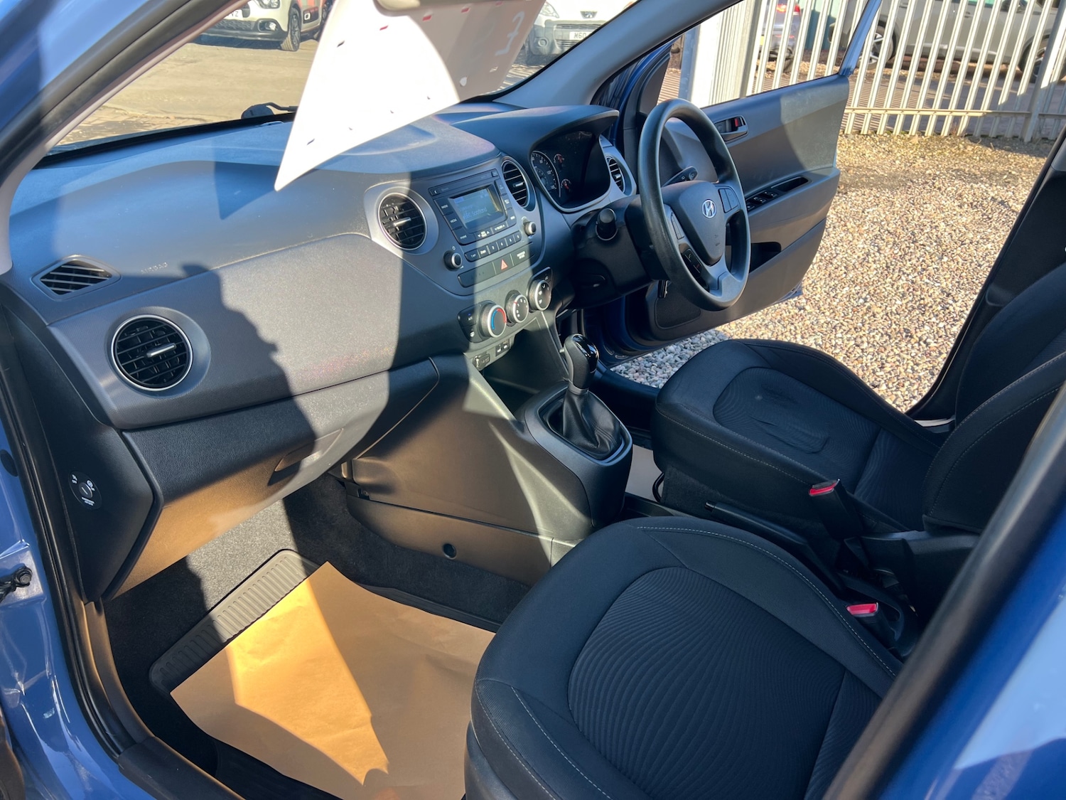 Used Hyundai i10 2018 for sale - 77584861: Photo 16