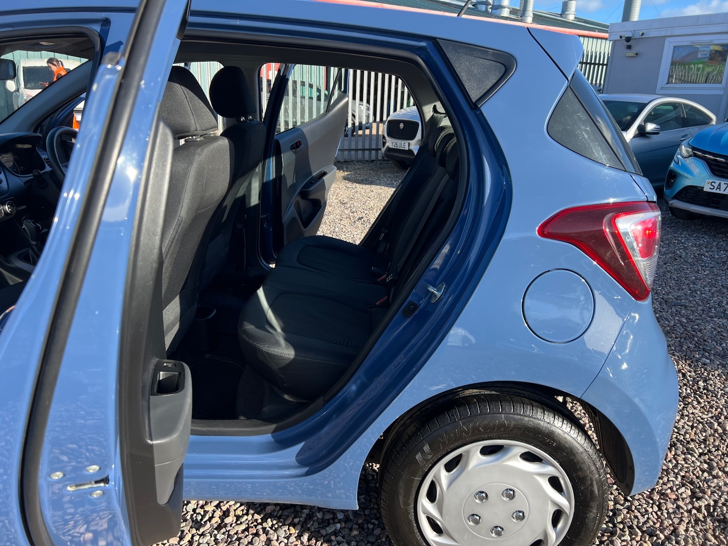 Used Hyundai i10 2018 for sale - 77584861: Photo 21