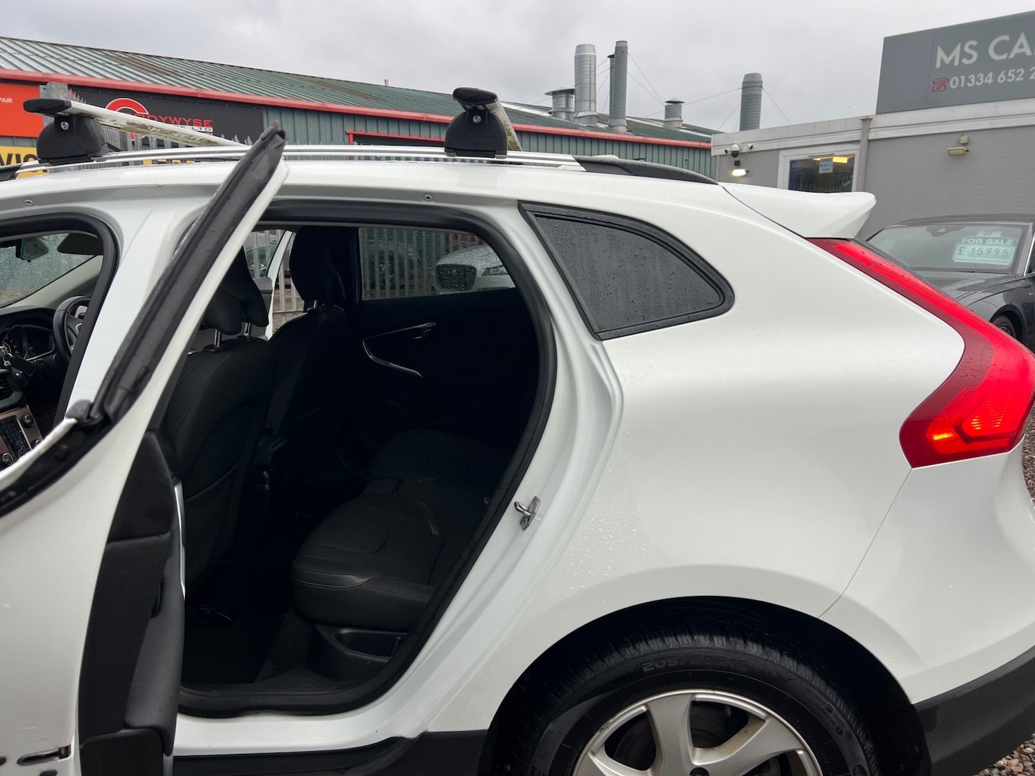 Used Volvo V40 2015 for sale - 77385433: Photo 19