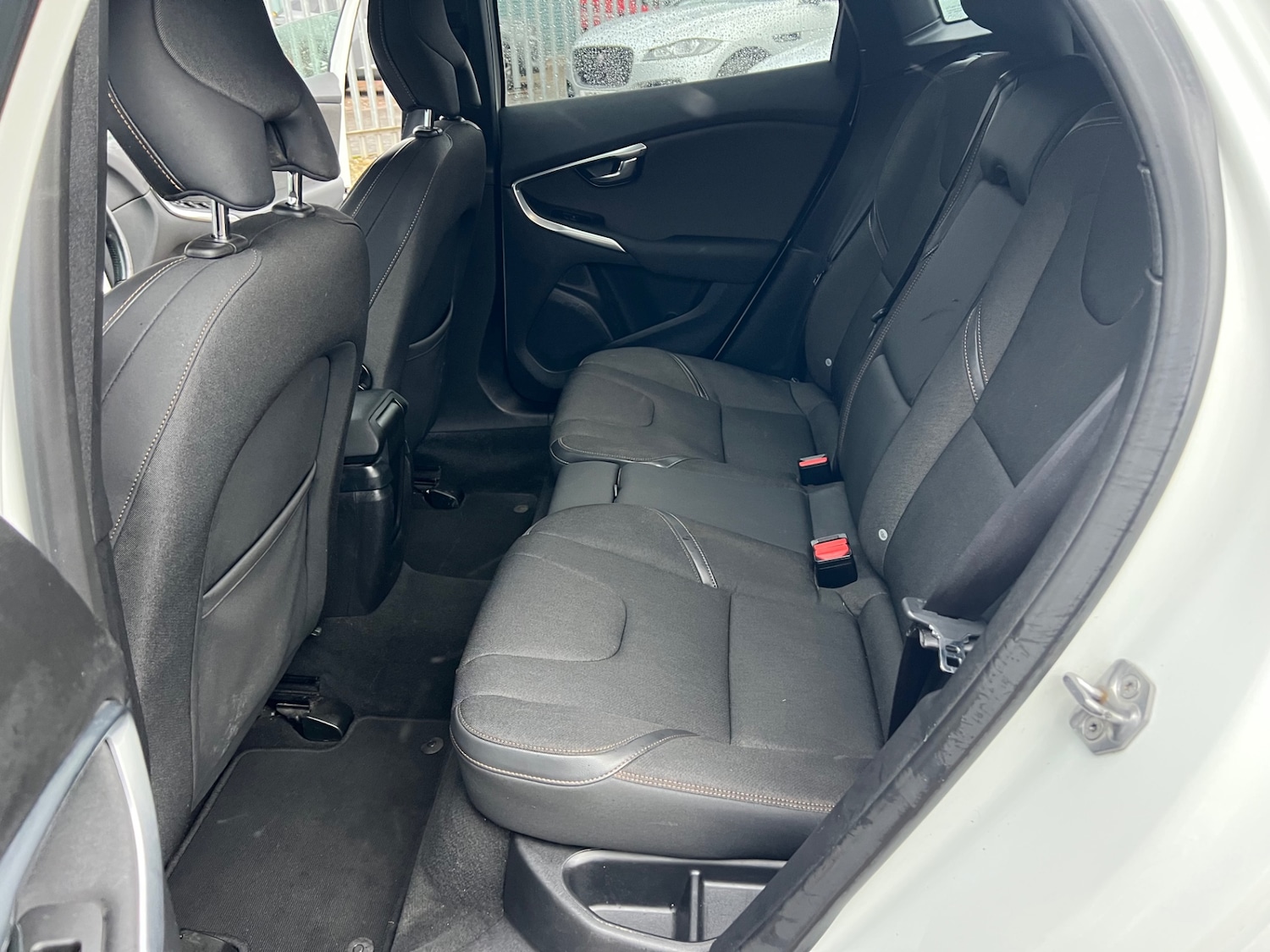 Used Volvo V40 2015 for sale - 77385433: Photo 20