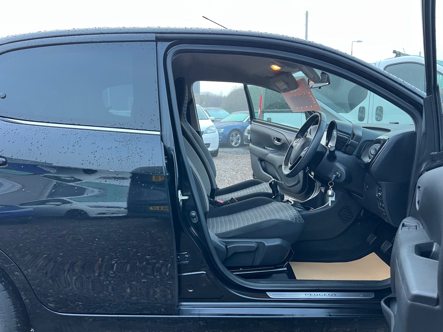 Used Peugeot 108 2021 for sale - 77107779: Photo 9