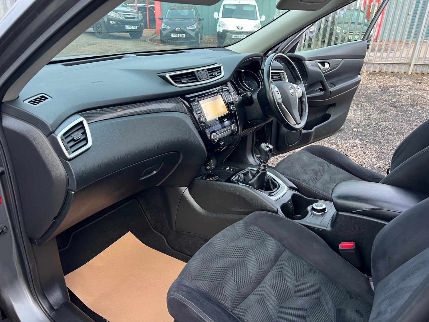 Used Nissan X-Trail 2017 for sale - 76415011: Photo 16