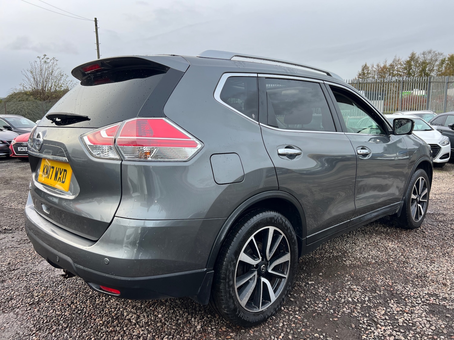 Used Nissan X-Trail 2017 for sale - 76415011: Photo 2