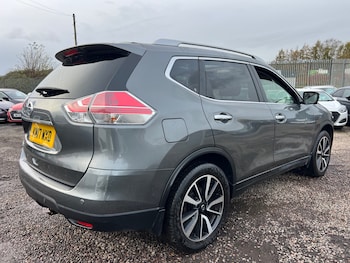 Used Nissan X-Trail 2017 for sale - 76415011: Photo
