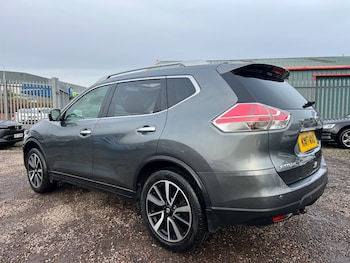 Used Nissan X-Trail 2017 for sale - 76415011: Photo