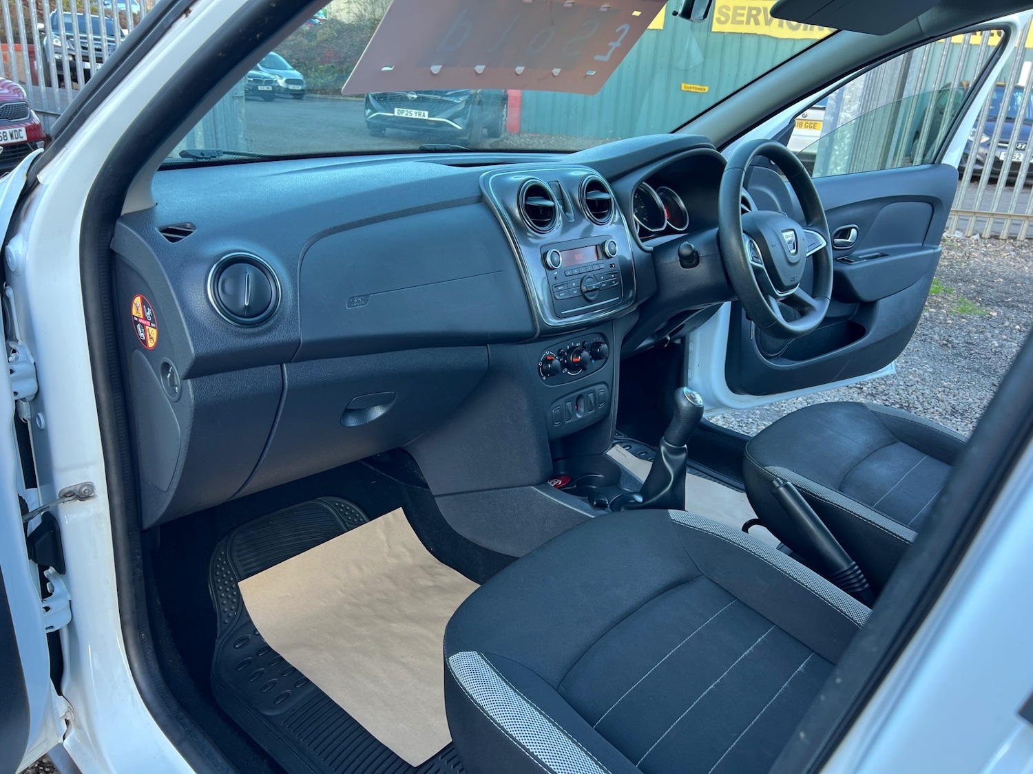 Used Dacia Sandero Stepway 2017 for sale - 76384137: Photo 14