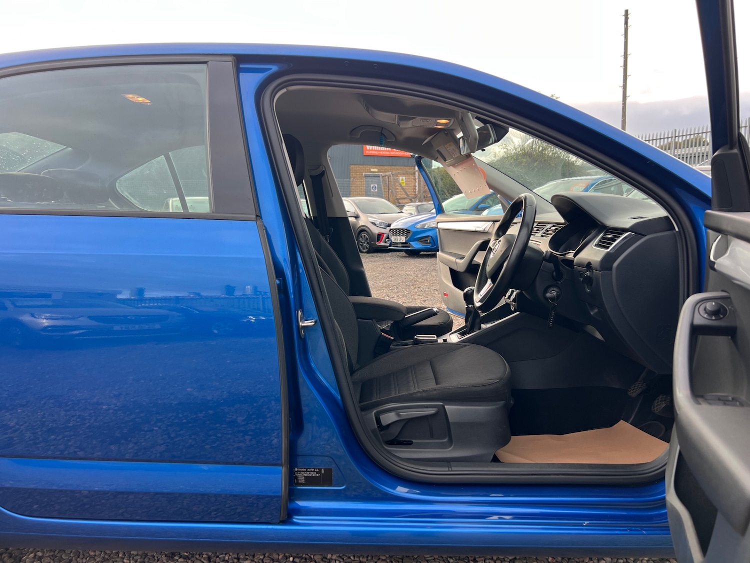 Used Skoda Octavia 2017 for sale - 76212178: Photo 9