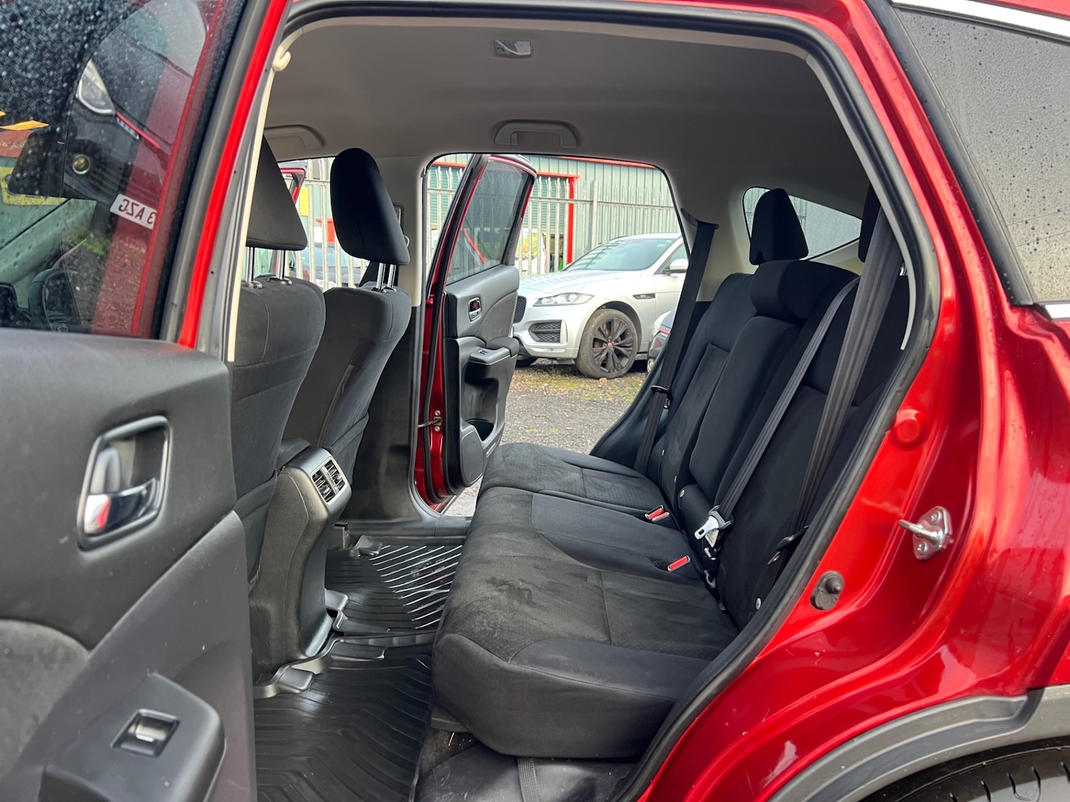 Used Honda CR-V 2017 for sale - 76555568: Photo 20