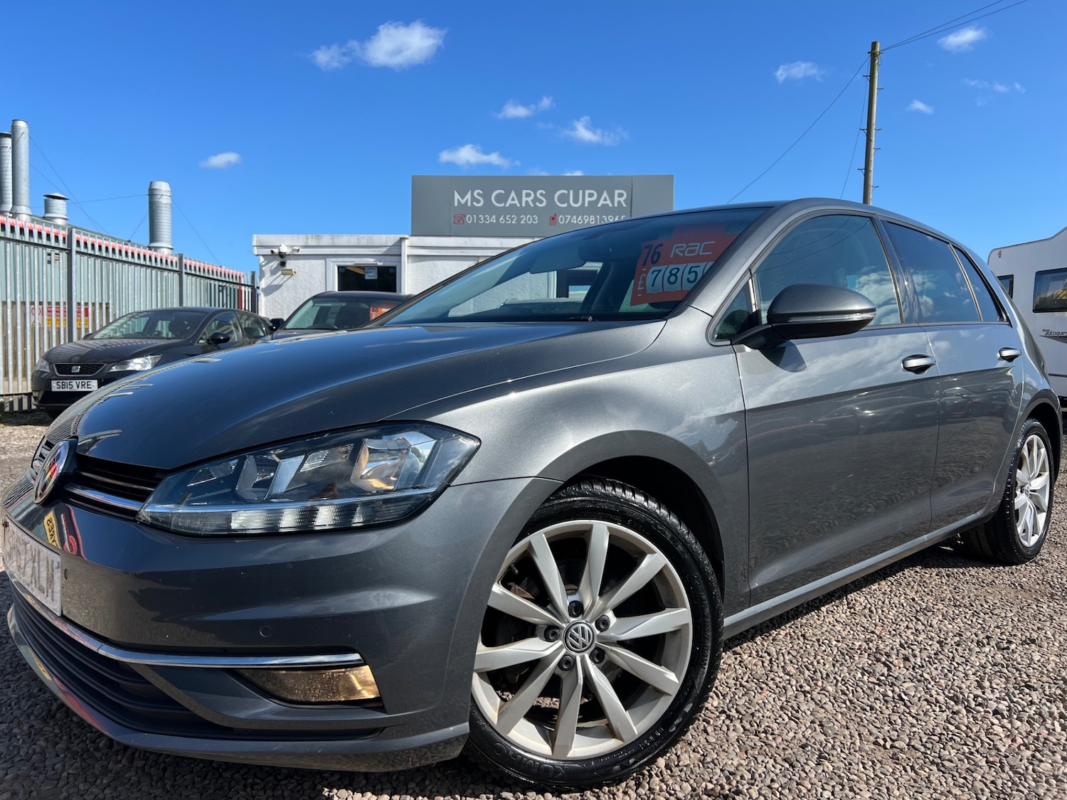 Used Volkswagen Golf 2017 for sale - 76198573: Photo 1