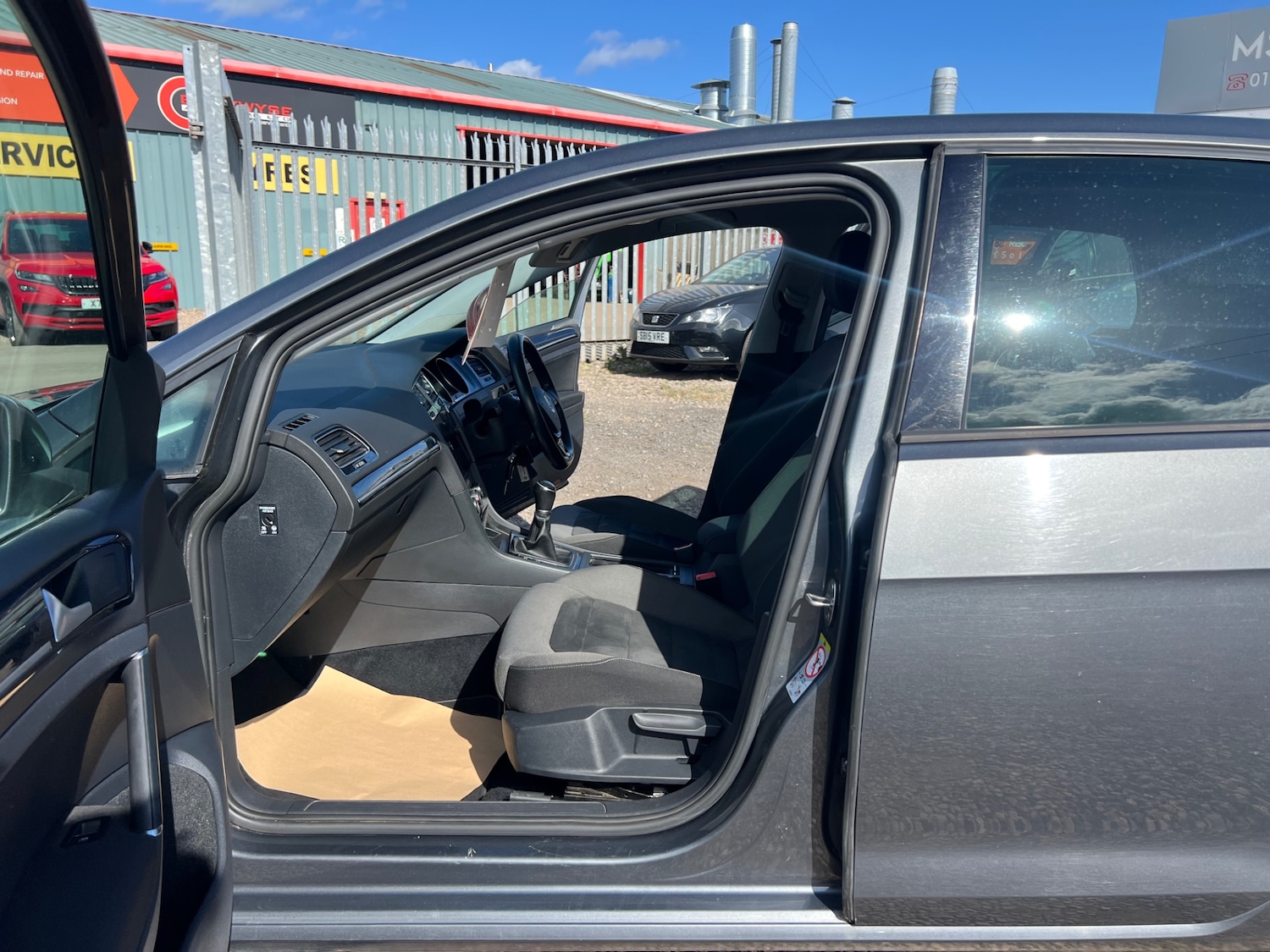 Used Volkswagen Golf 2017 for sale - 76198573: Photo 13