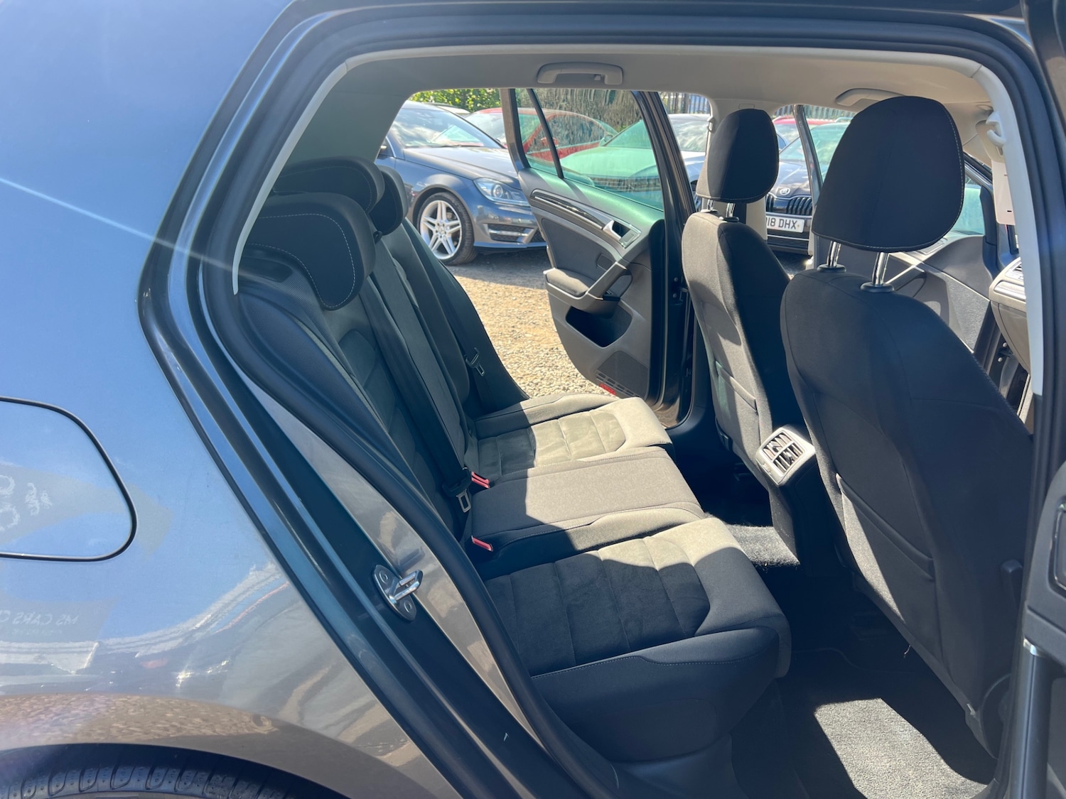 Used Volkswagen Golf 2017 for sale - 76198573: Photo 21
