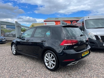 Used Volkswagen Golf 2018 for sale - 78616380: Photo